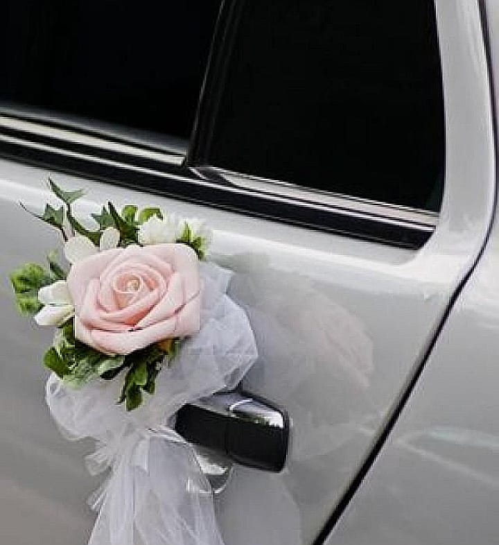 украшение свадебного автомобиля